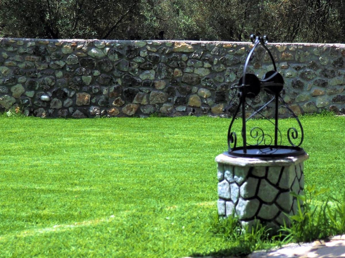 House Of Garden Apartment Dragano Exterior photo