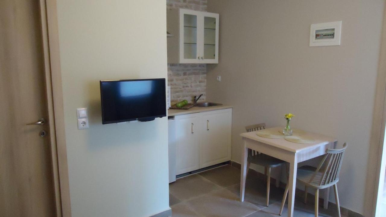 House Of Garden Apartment Dragano Exterior photo