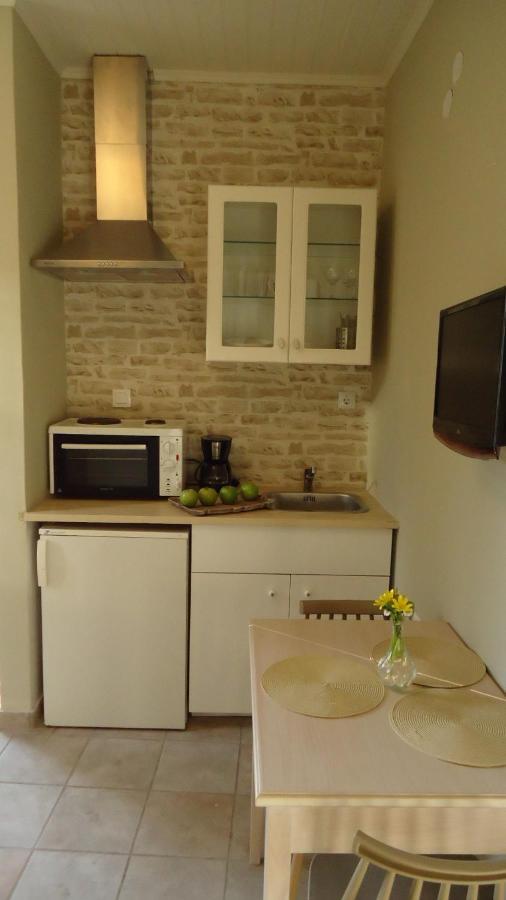 House Of Garden Apartment Dragano Exterior photo