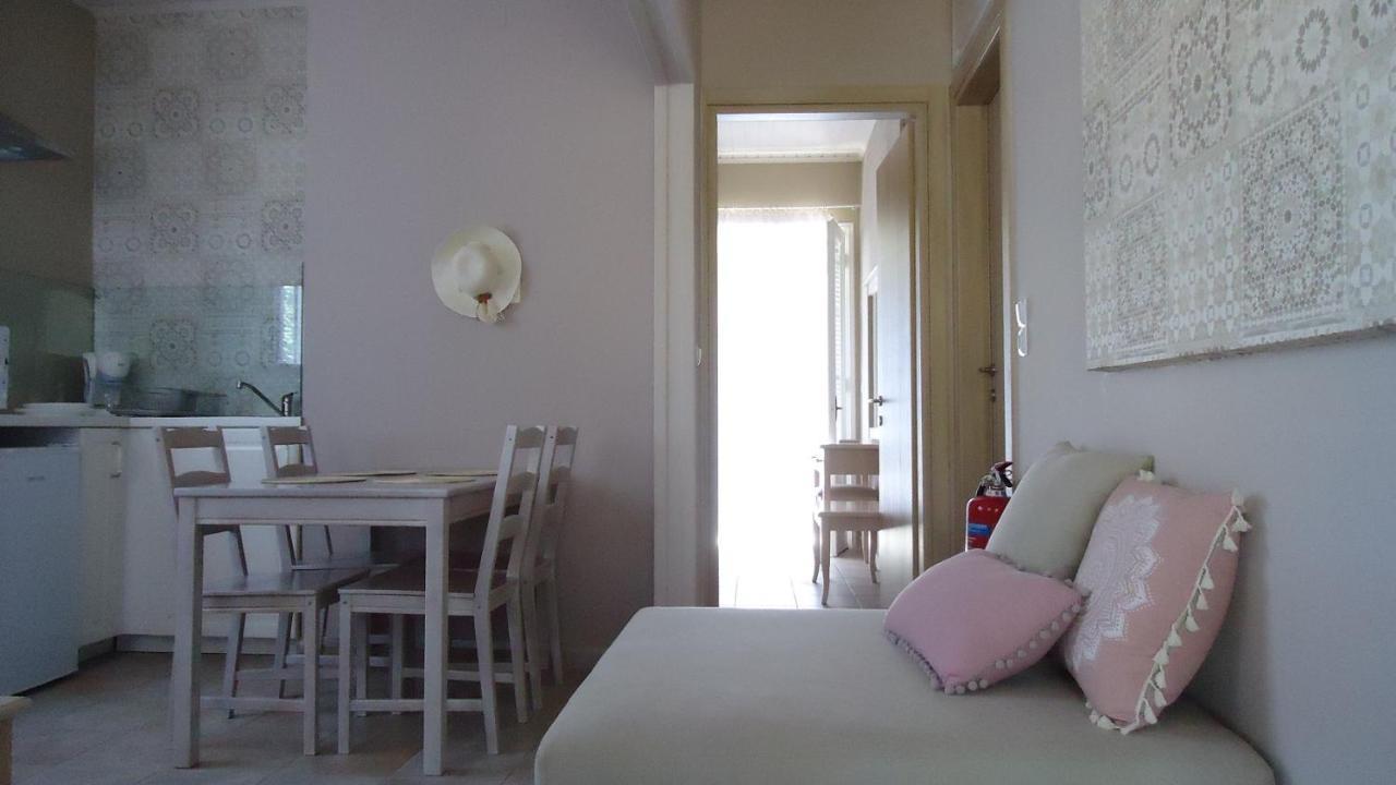House Of Garden Apartment Dragano Exterior photo