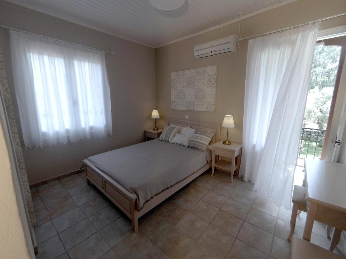 House Of Garden Apartment Dragano Exterior photo