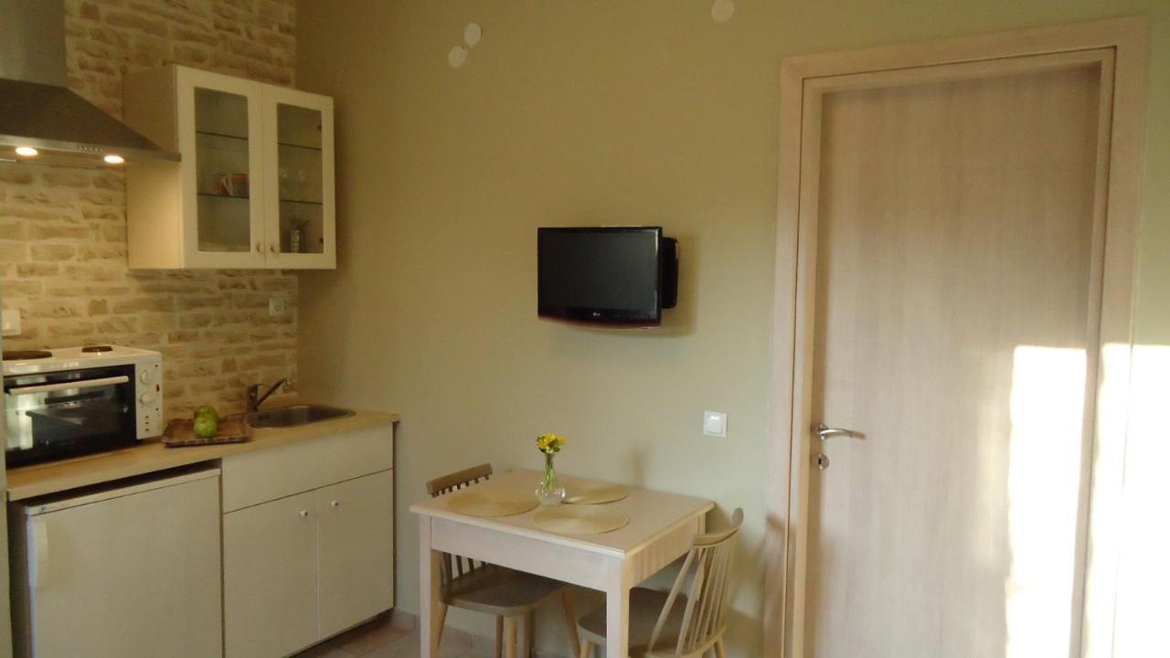 House Of Garden Apartment Dragano Exterior photo