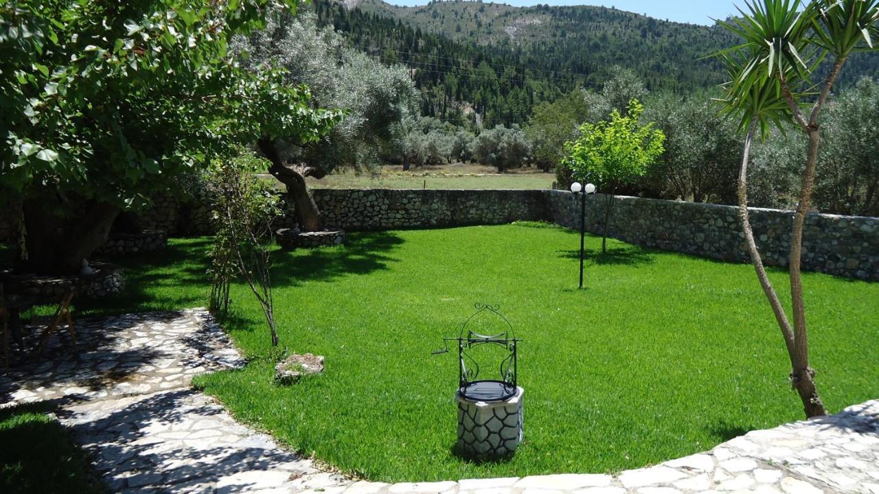 House Of Garden Apartment Dragano Exterior photo
